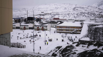 صفقة مرتقبة.. اتفاقية مع ترامب تمنح واشنطن قواعد عسكرية سيادية في غرينلاند